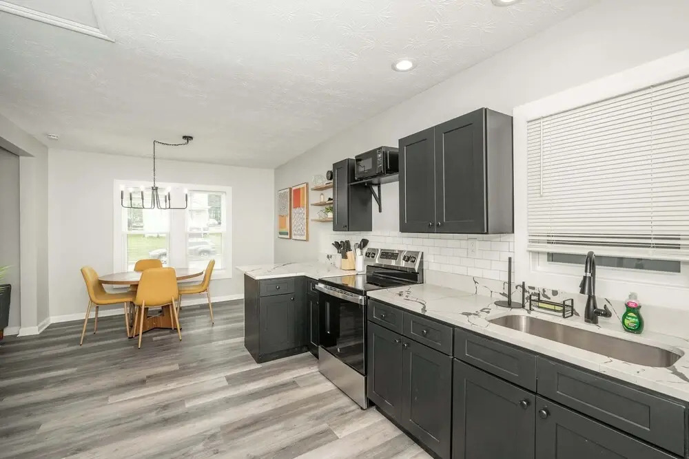 Modern Cincy Home - For 6