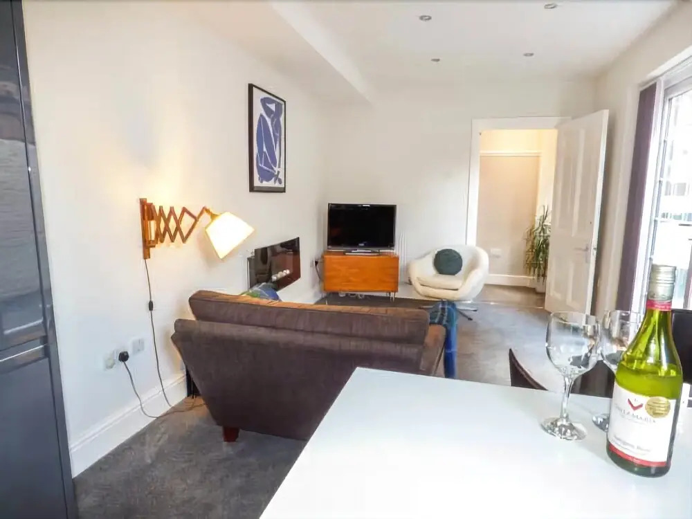 Courtyard Apartment