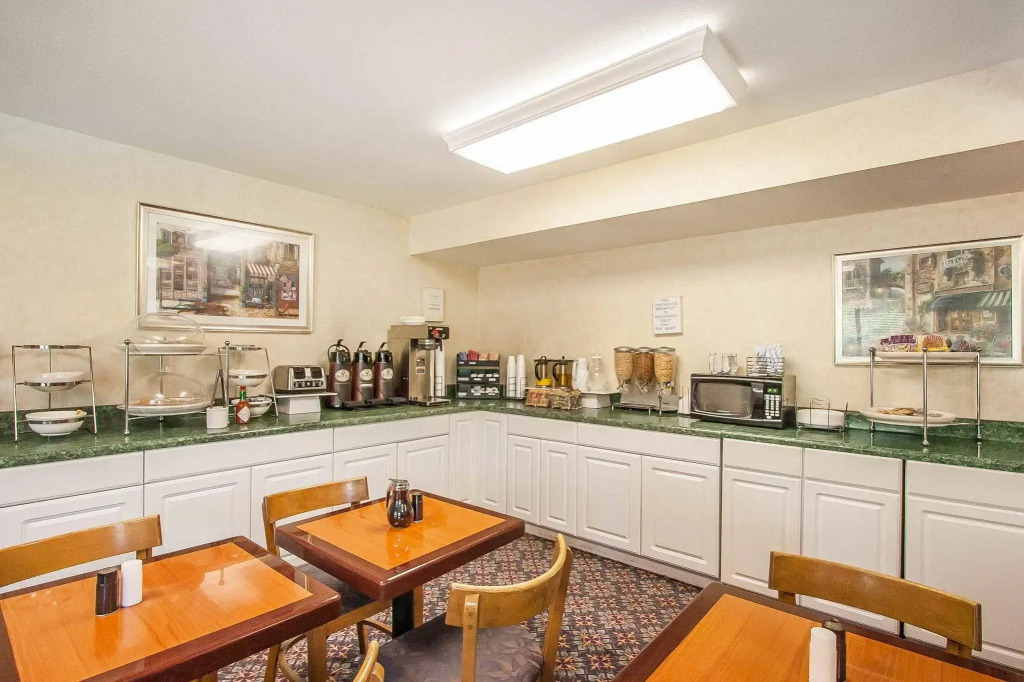 Rodeway Inn