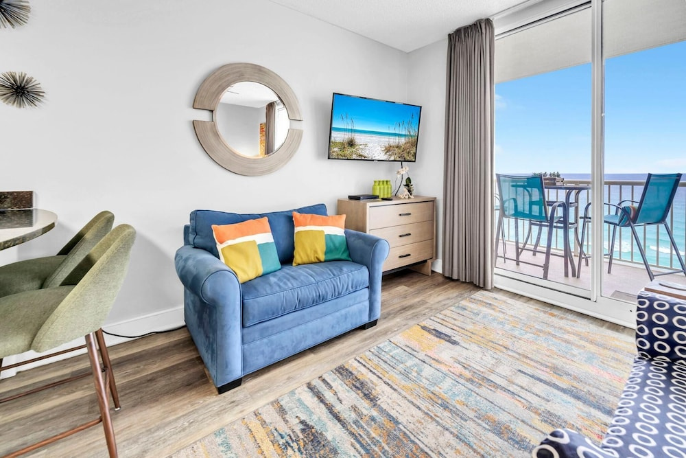 Majestic Beach Towers 1-1209