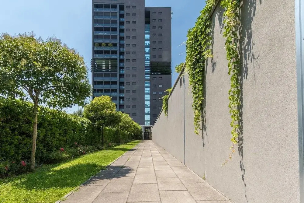 Altido Bellevue Building