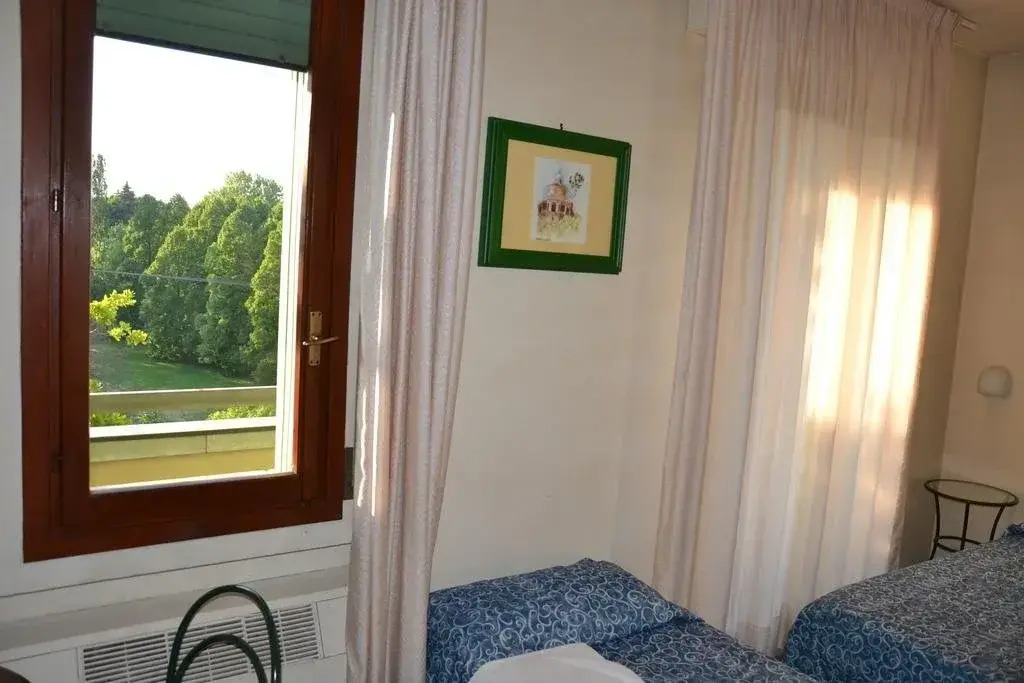 Hotel House