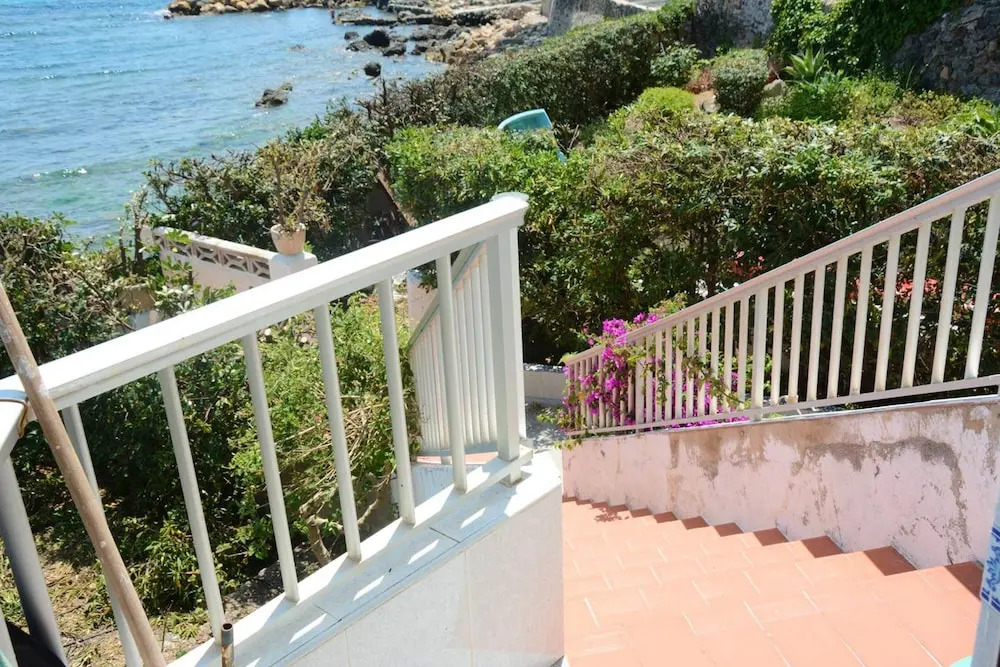 Apartment with 2 Bedrooms in Altea, with Wonderful Sea View And Wifi