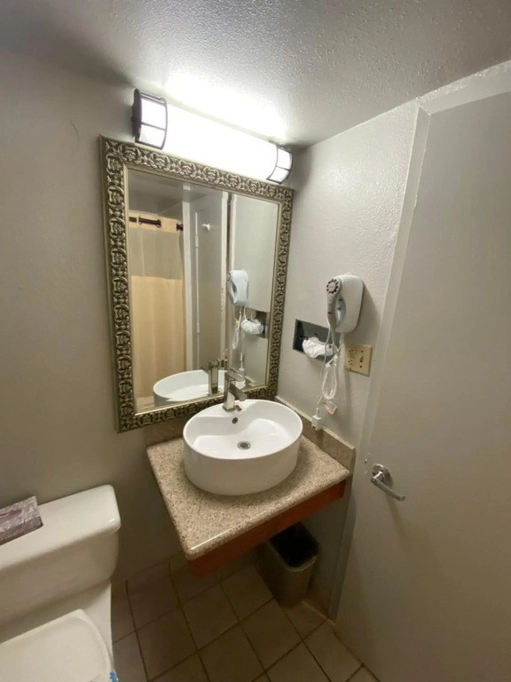 Budget Inn of Hayward