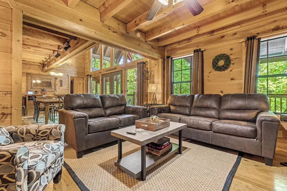 Sunset Lodge