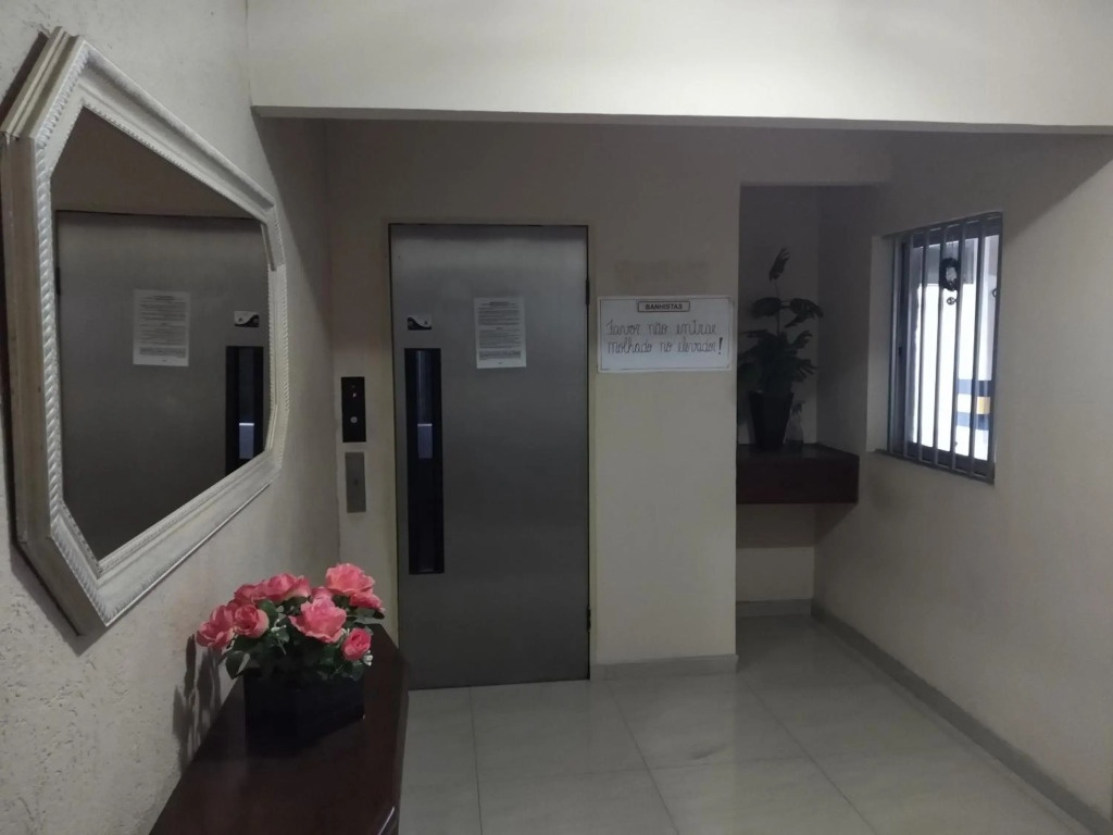 Suíte com Cozinha independente em Apartamento