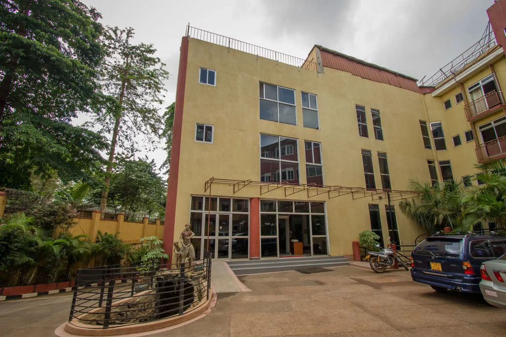 Grand Global Hotel