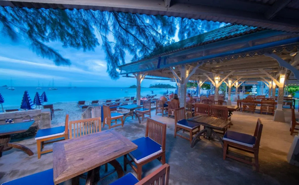 Bay Beach Resort