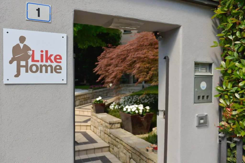 Like Home Boutique Hotel 3 min, Orio Airport
