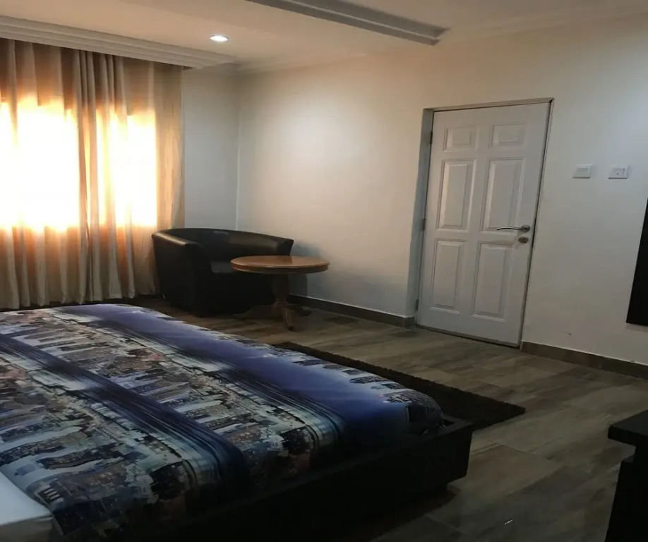 House Six Apartment