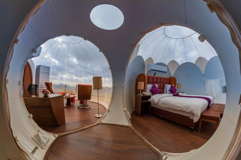 Petra Bubble Luxotel