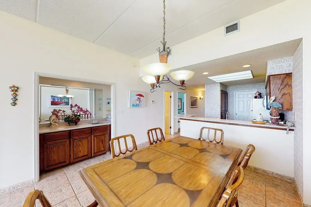 2BR w/ Patio, Luxury Perks: Suntide III - Unit 102