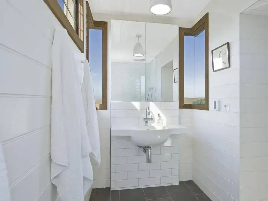 Southern Exposure Holiday House
