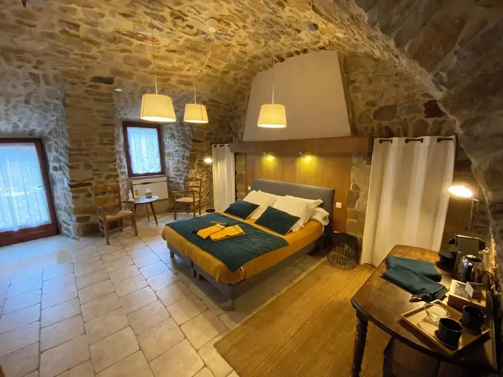 Les Caselles - Gîte, table et chambres dhôtes