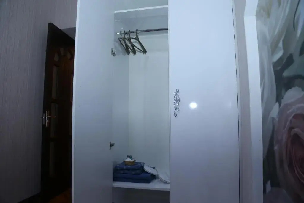 Apartament In Isani