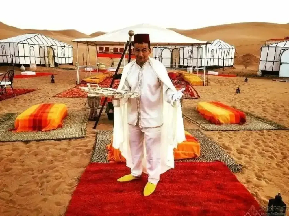 Bivouac Les Dunes De  Chegaga