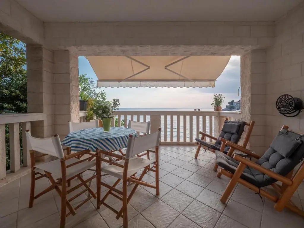 Apartment Radovic