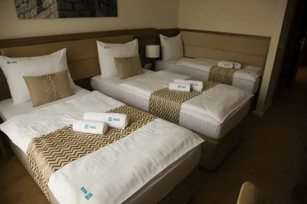 Hotel Nais