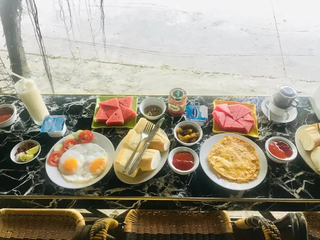 Trang An Lotus Lake Homestay