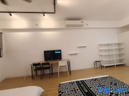 Chambers A Studio Flat, KLCC & KL Tower view, City