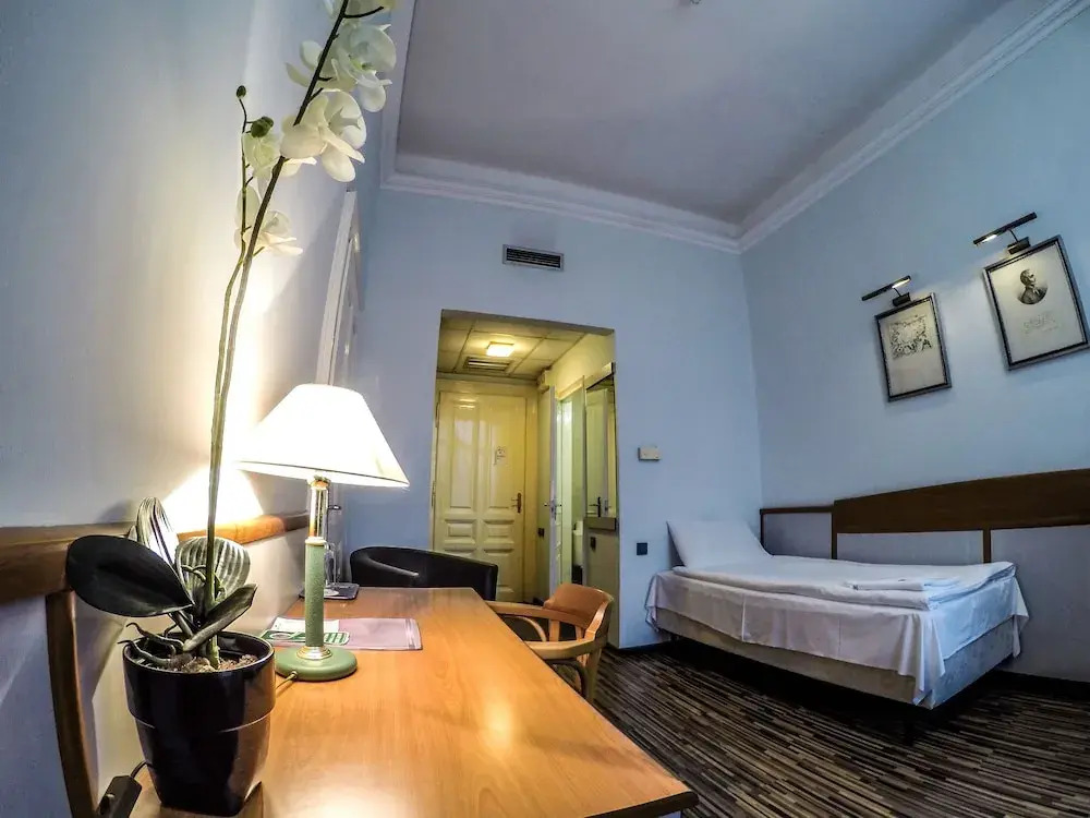 Korona Hotel