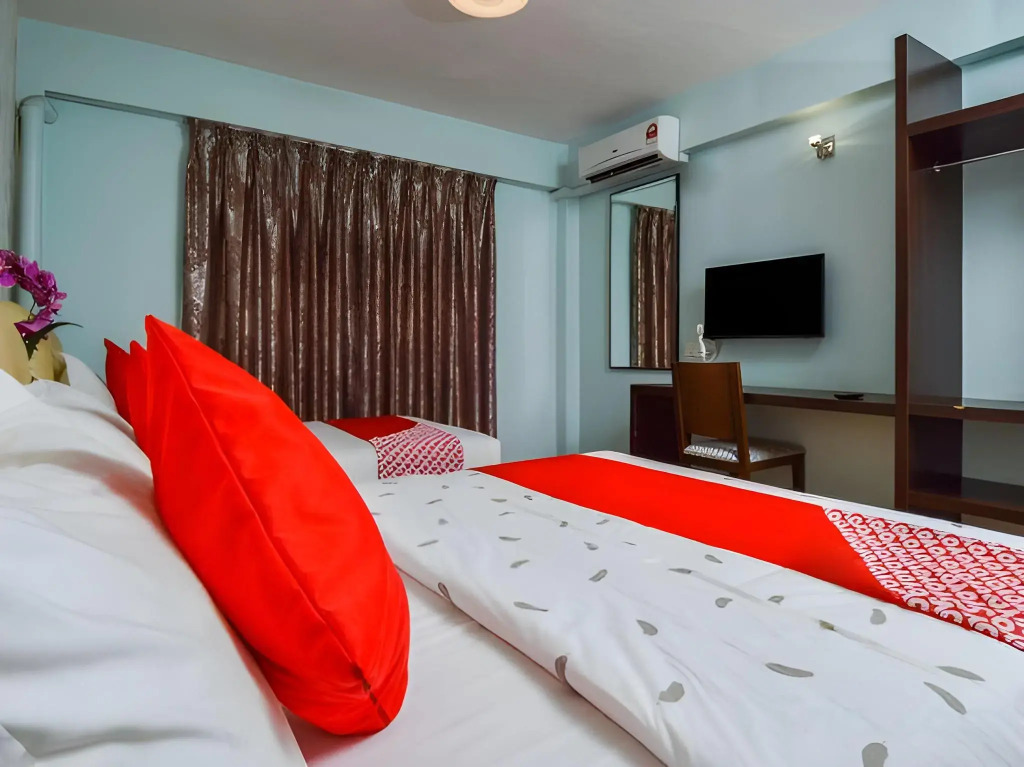 Hotel Zamburger Grand City