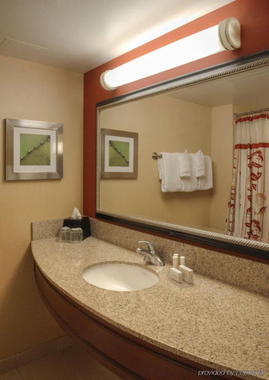 Courtyard by Marriott Silver Spring Downtown