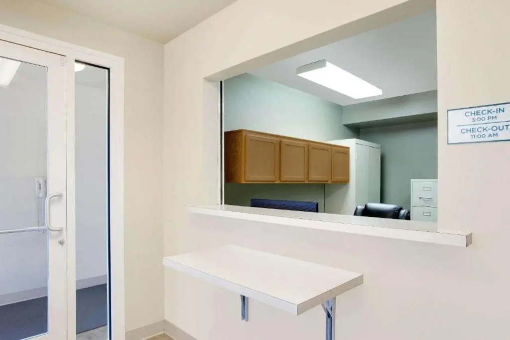 Woodspring Suites Baton Rouge Airport
