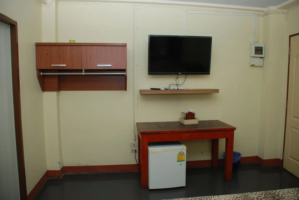 Nuttasit Apartment