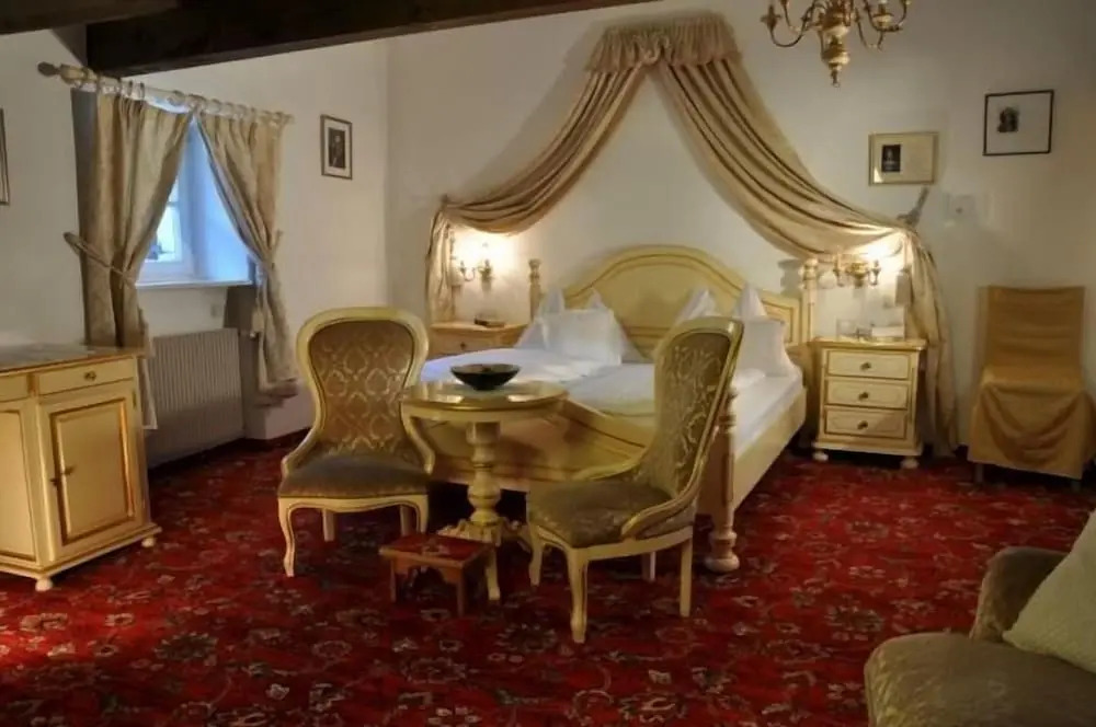 Hotel Ansitz Kandelburg