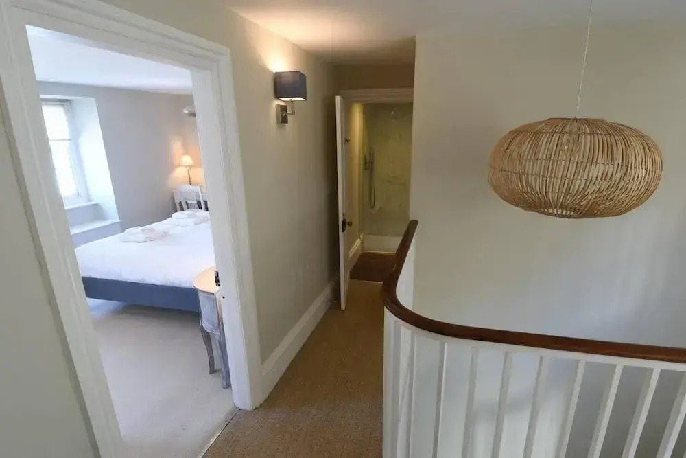 Amazing river view house sleeps 8