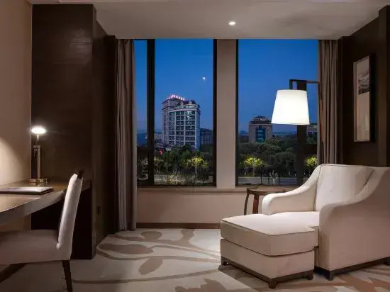Chongqing Fuling Huajing Wenlan Hotel