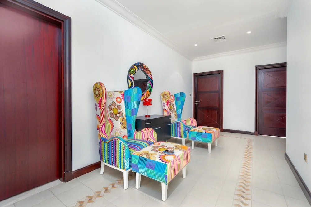 Exclusive 4BR Villa w Private Pool Beach