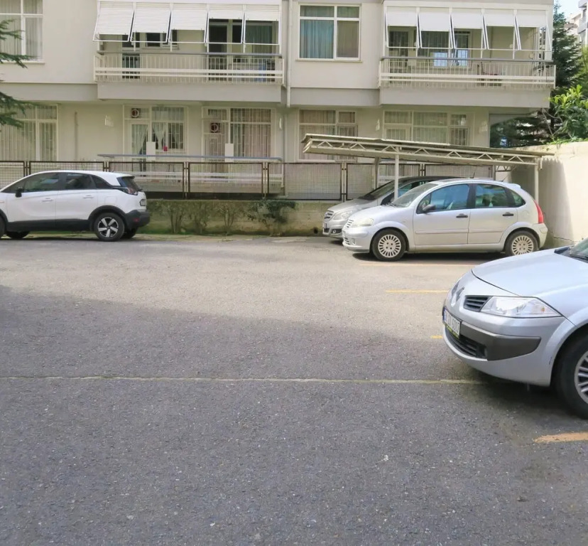 Modern Bohemian Apt 2 Bdr-fenerbahce-by The Sea