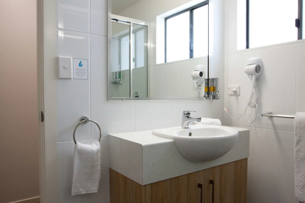 Abode37 Motel Emerald