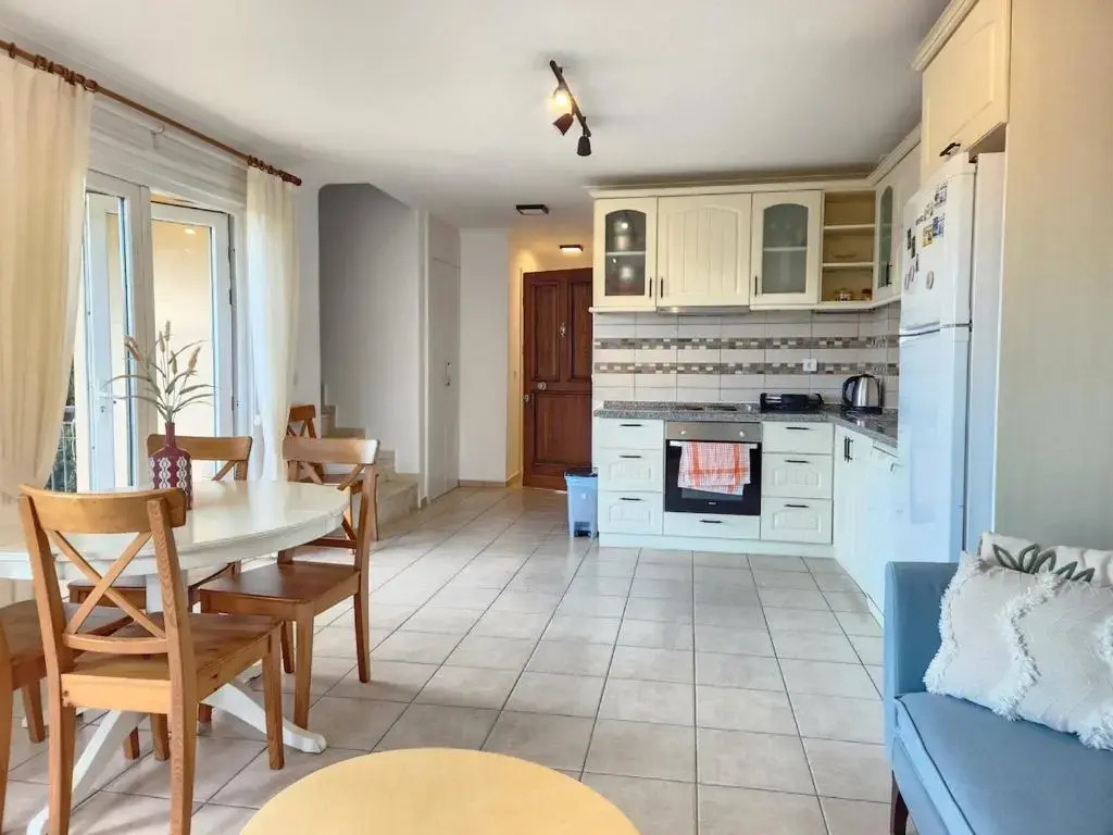 Apart Palm 32 With Share Pool