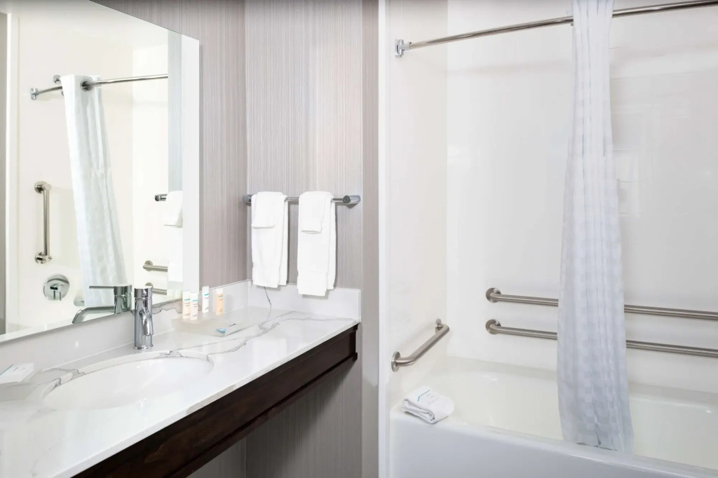 Homewood Suites by Hilton Phoenix Airport South