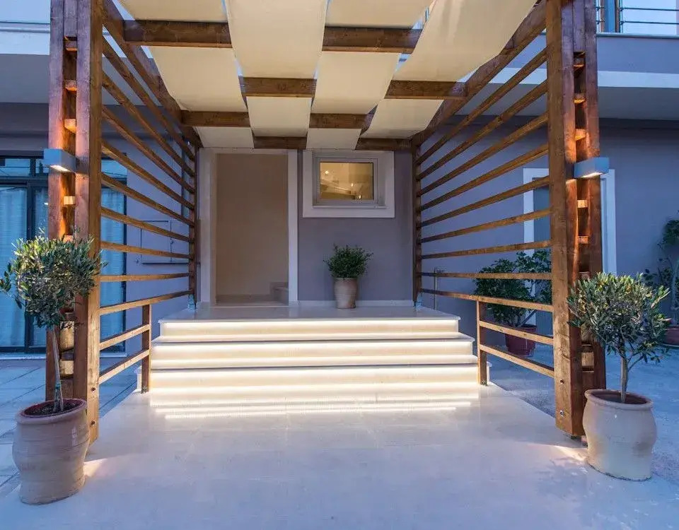 Zoi Apartments