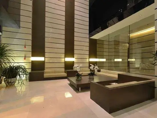 Carnival CEO Hotel (Chengdu Tianfu 3rd Street Funian Square)
