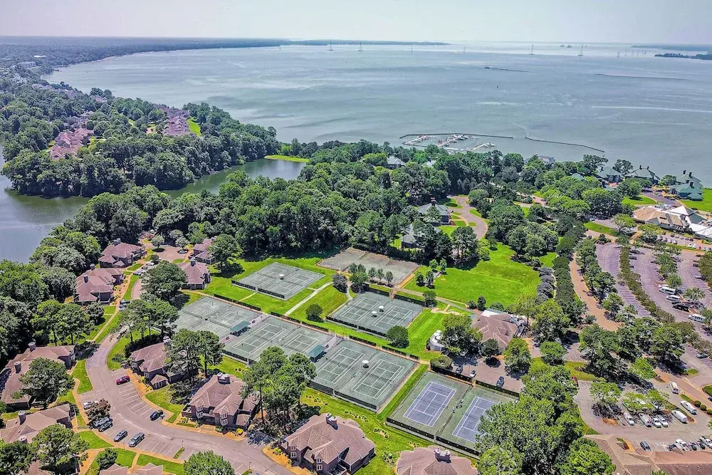 Resort Condo w/ Marina Access in Williamsburg!