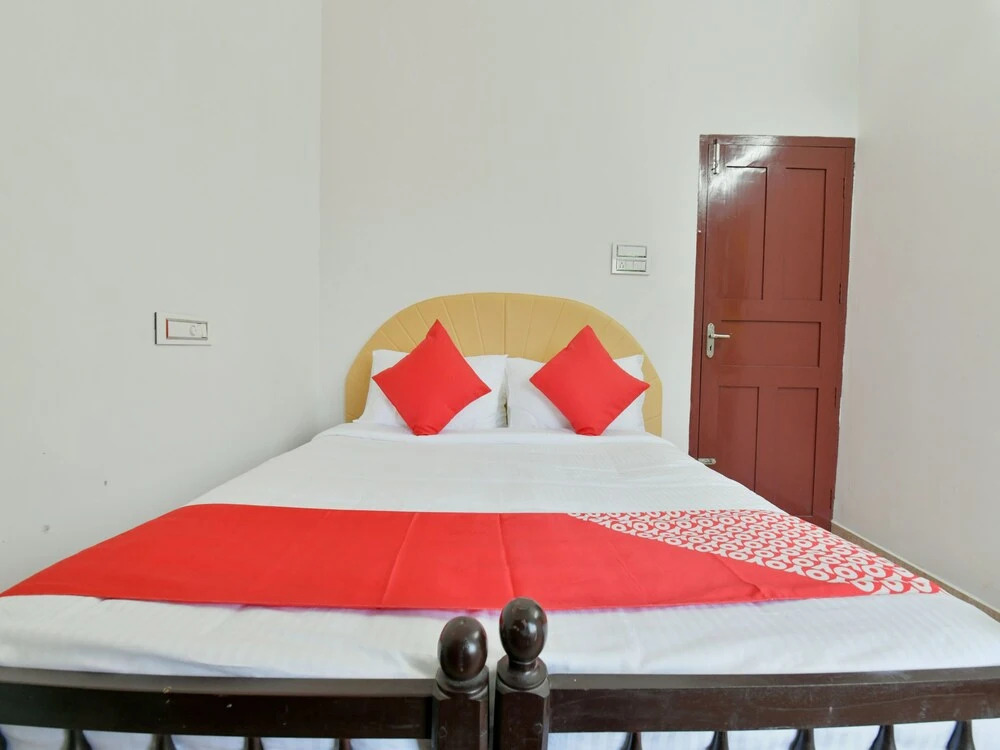 OYO 15434 Hilton Residency