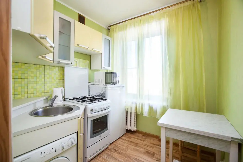 Standard Brusnika Apartment on Eniseyskaya