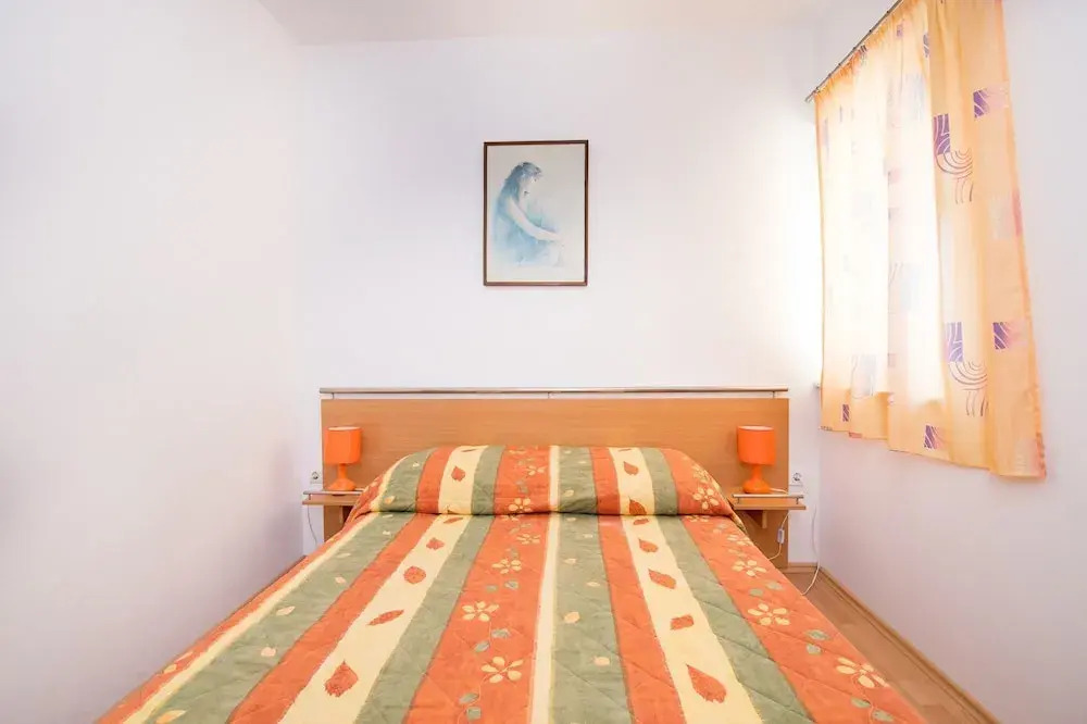 Apartments Jela