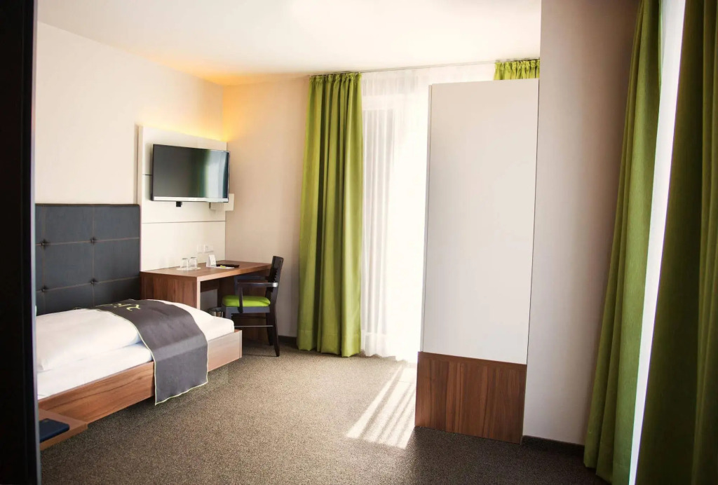 RiKu HOTEL Weißenhorn