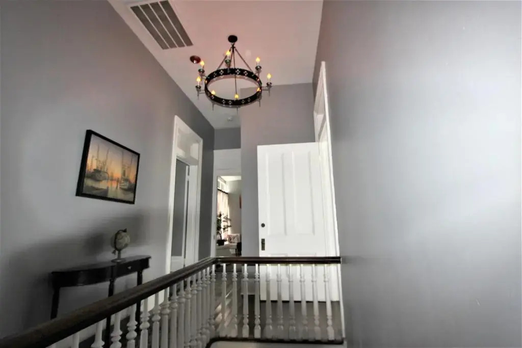 The George Manor