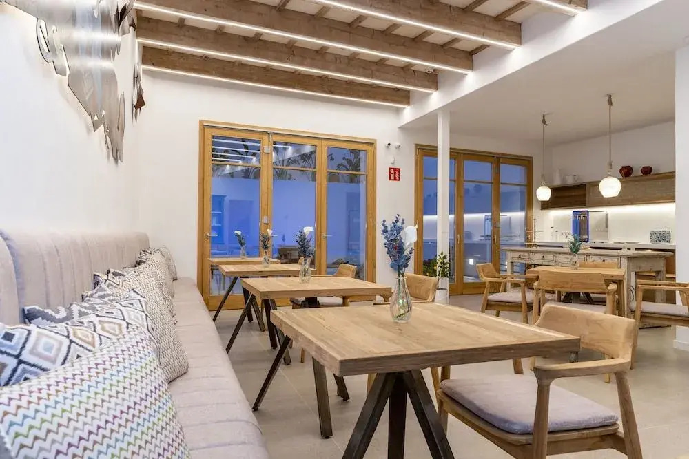 Hotel SAntiga Adults Only