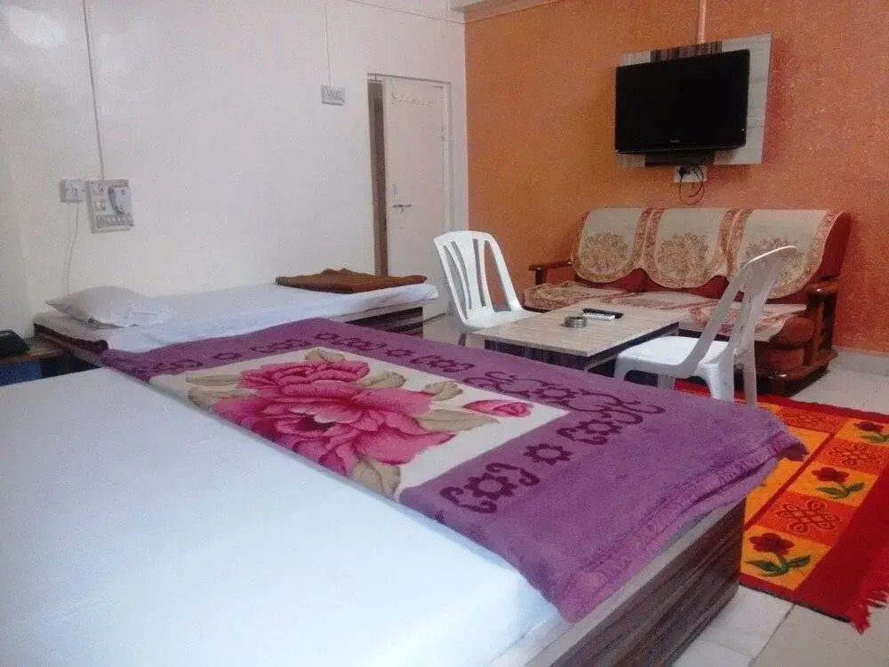 Hotel Aradhana Lodging
