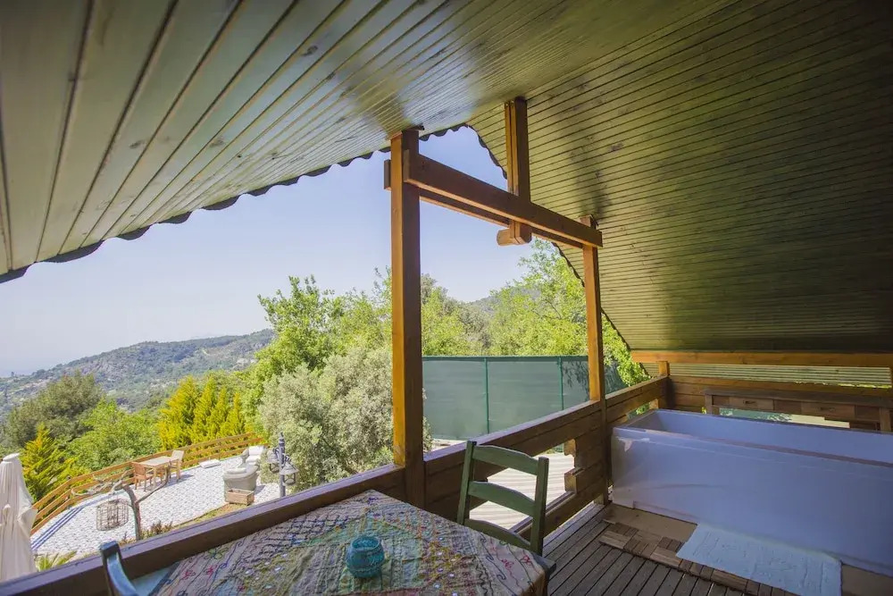 Villa Zeytin Evi by Akdenizvillam