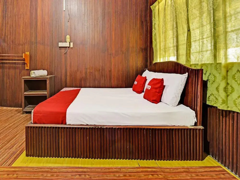Redzwan's Beach Resort by OYO Rooms