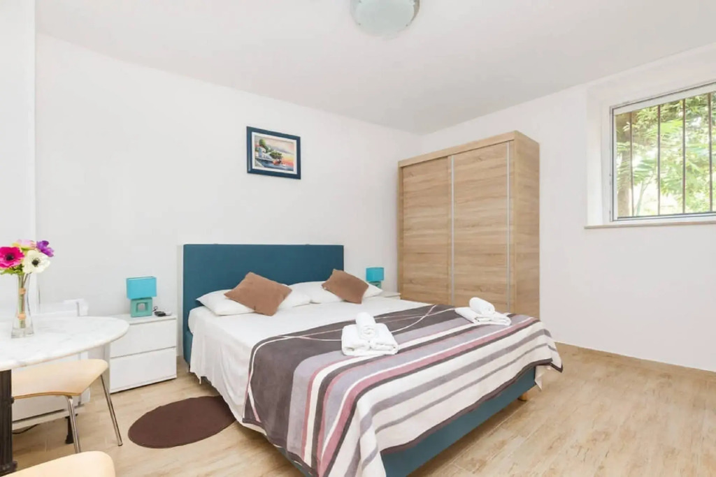 Peruzovic Rooms 1